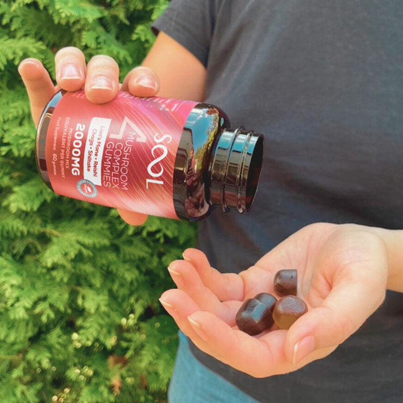 SOOL 4 Mushroom Complex Gummies in use